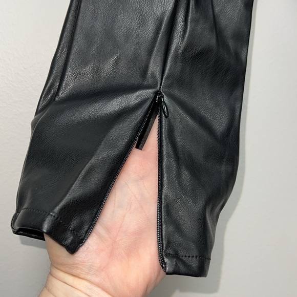 Sofia Vergara Rosa Faux Leather Sleek Zip Hem Jegging - Picture 7 of 11